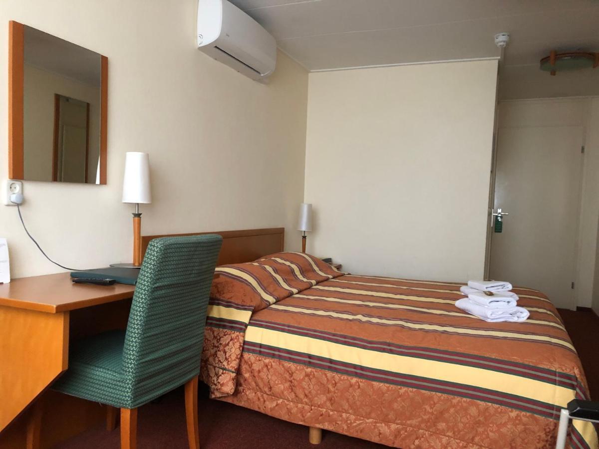 Hotel Kuik Ruinen Екстериор снимка
