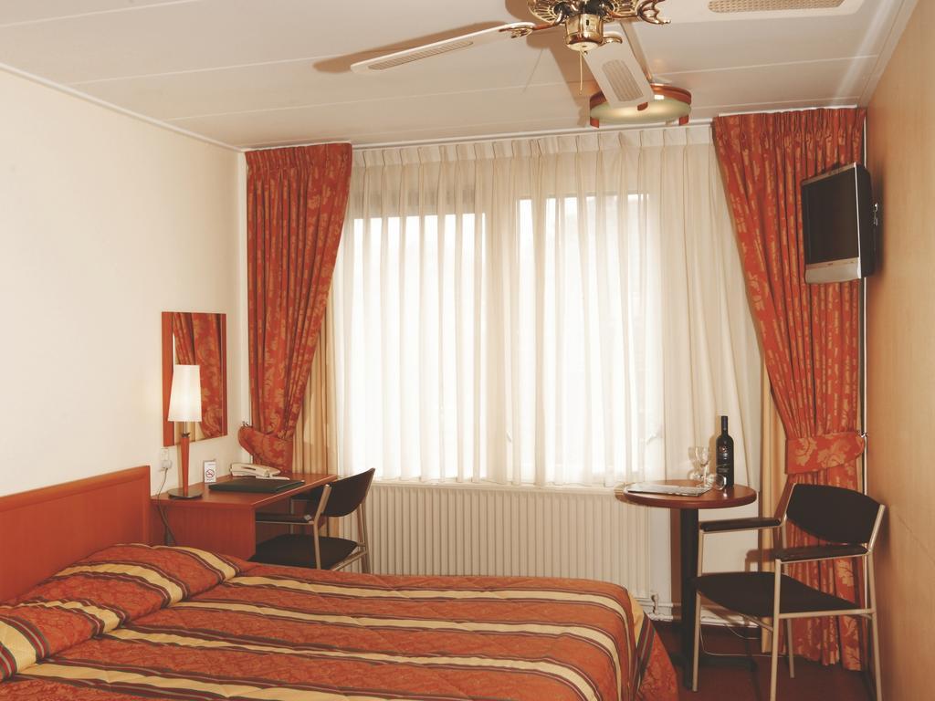 Hotel Kuik Ruinen Стая снимка