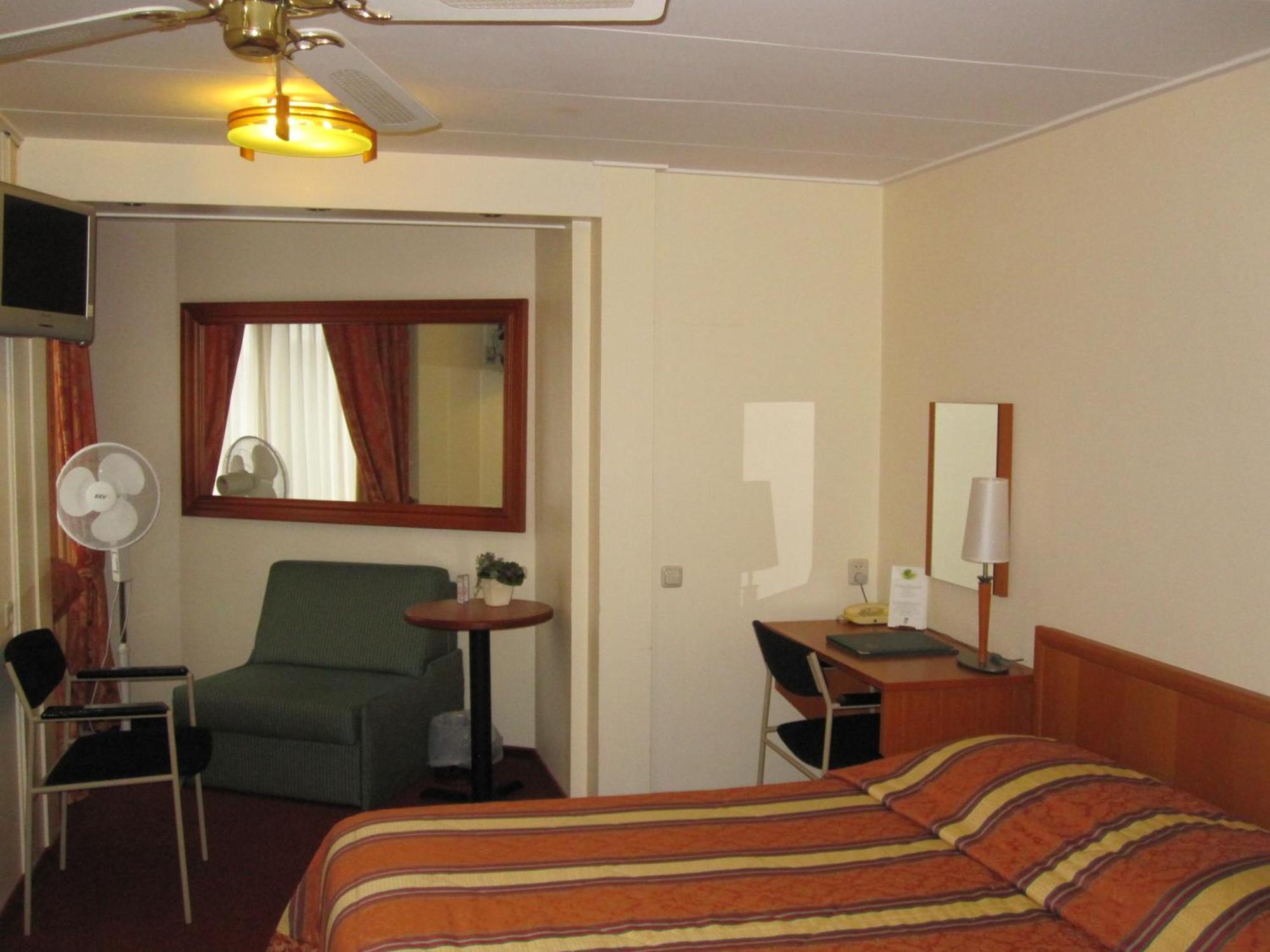 Hotel Kuik Ruinen Стая снимка