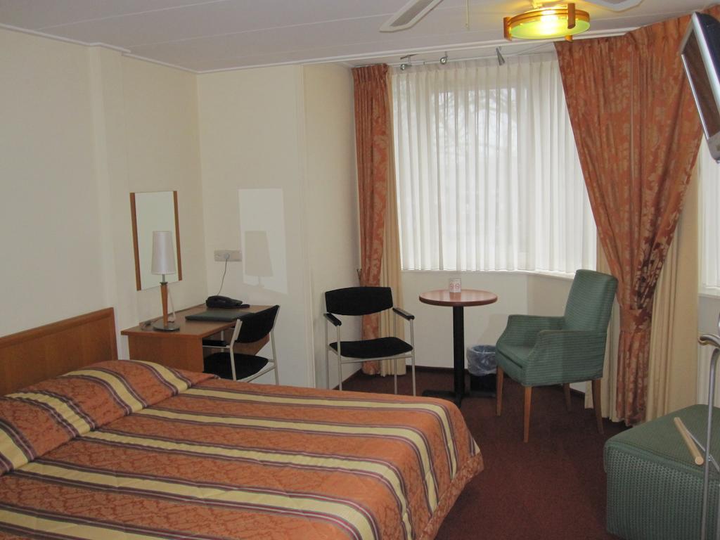 Hotel Kuik Ruinen Стая снимка